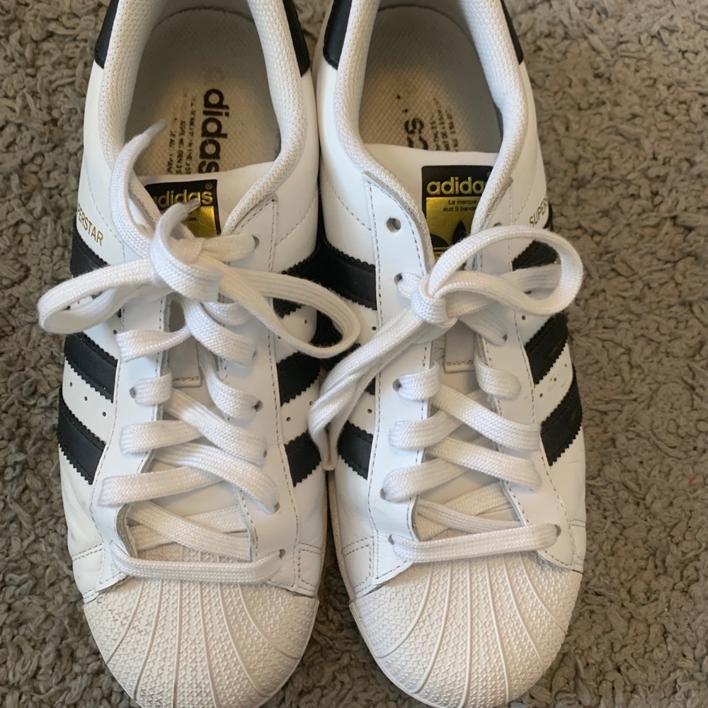 Adidas Superstar Sneakers
